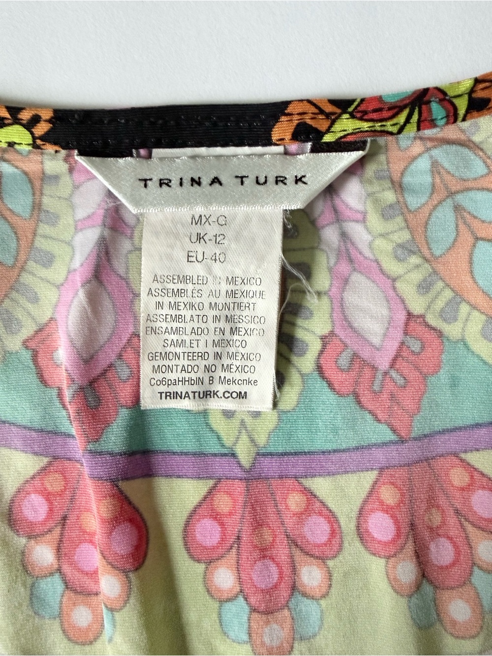 Trina Turk Moroccan Medallion Caftan Swim Cover Up L Resort Tunic - Picture 8 of 11